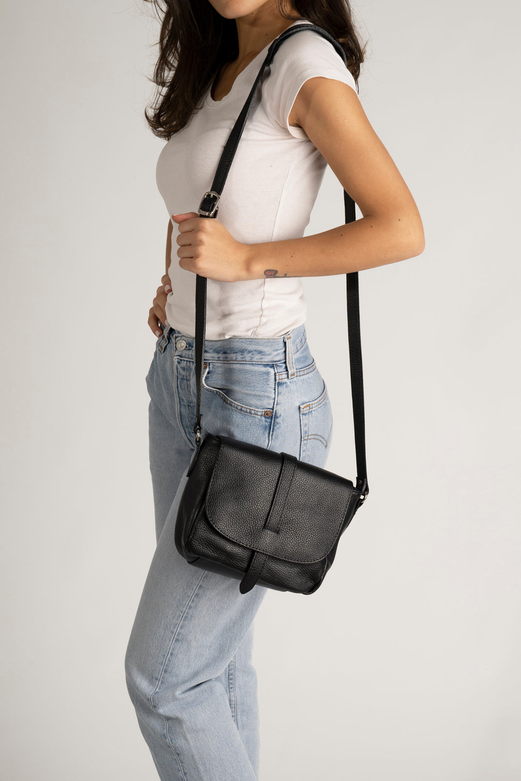 ALTEA Leather Shoulder Bag - Black