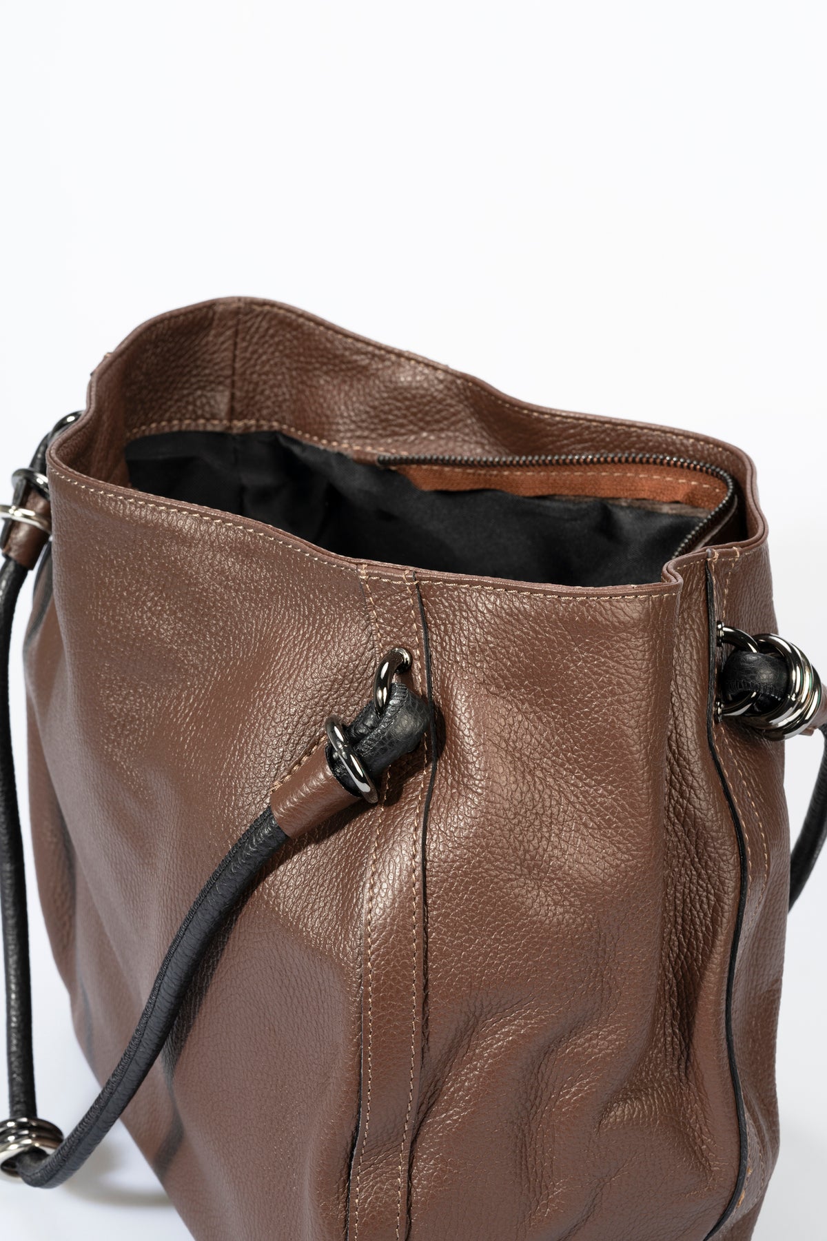 VINNIE Leather Shoulder Bag - Brown