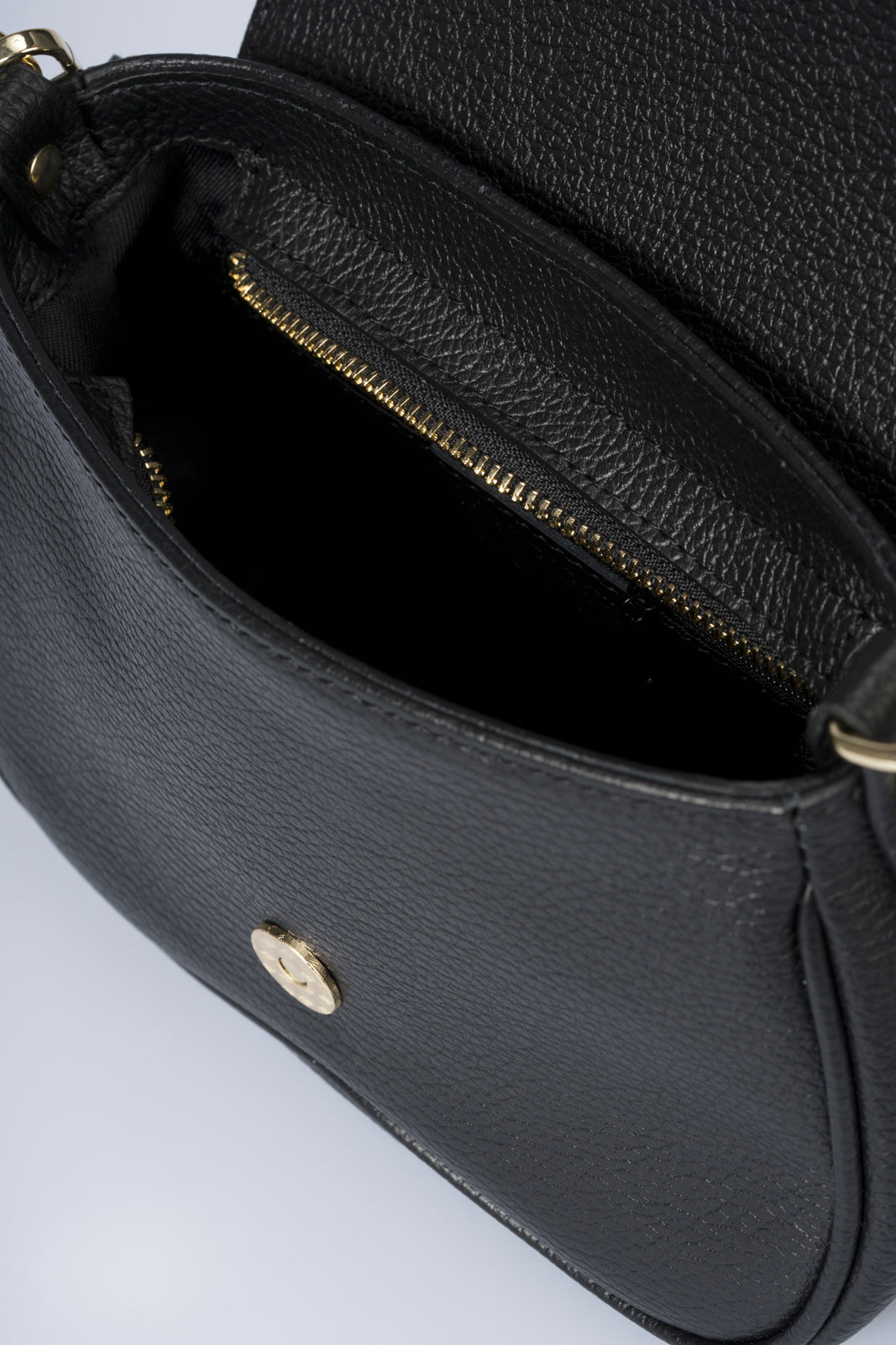 ALEXIA Leather Shoulder Bag - Black