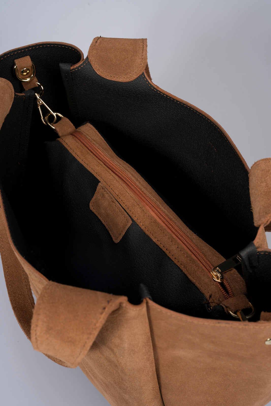 AMELIE Leather Top Handle Bag - Cognac