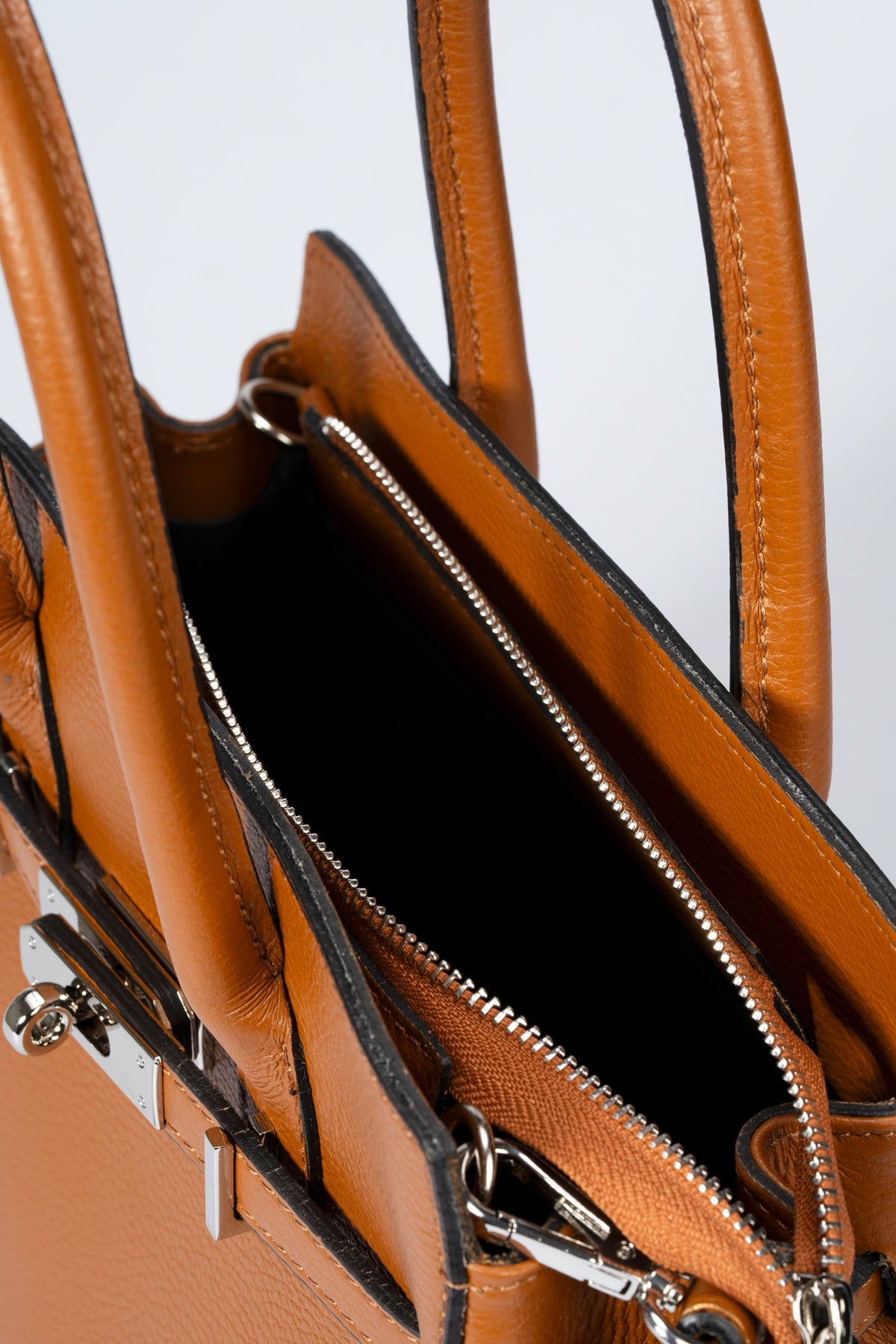 GRETA Leather Top Handle Bag - Cognac