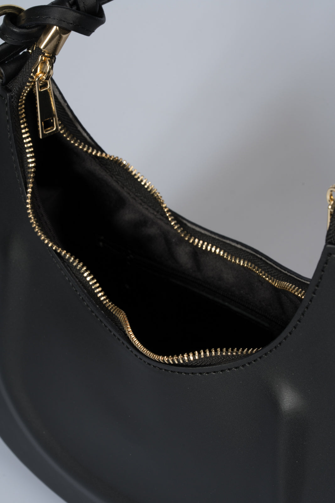LUNA Leather Top Handle Bag - Black