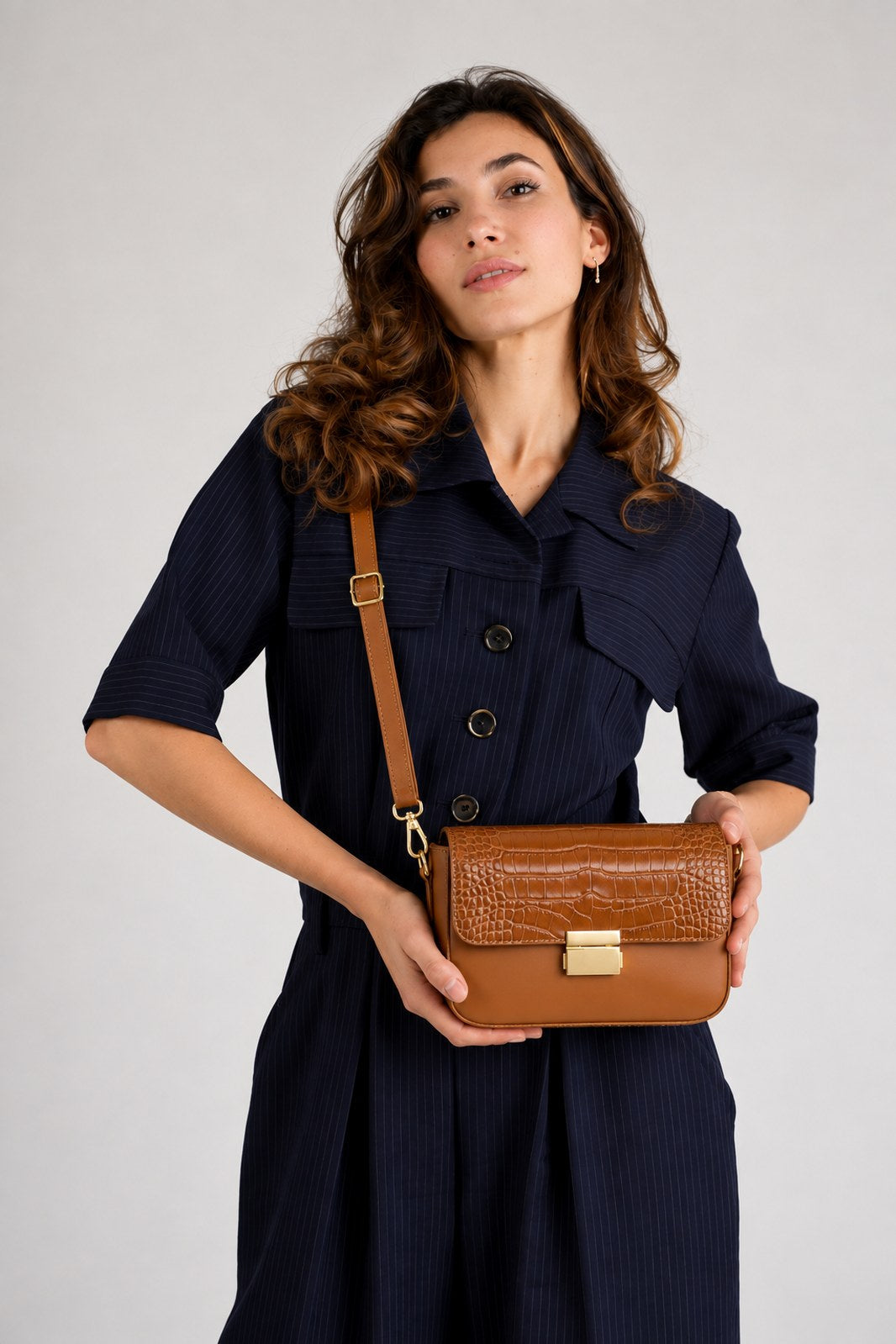 JUNO Leather Crossbody Bag - Cuoio