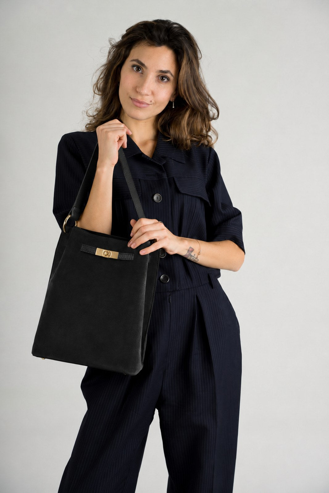 TERRY Leather Shoulder Bag - Black