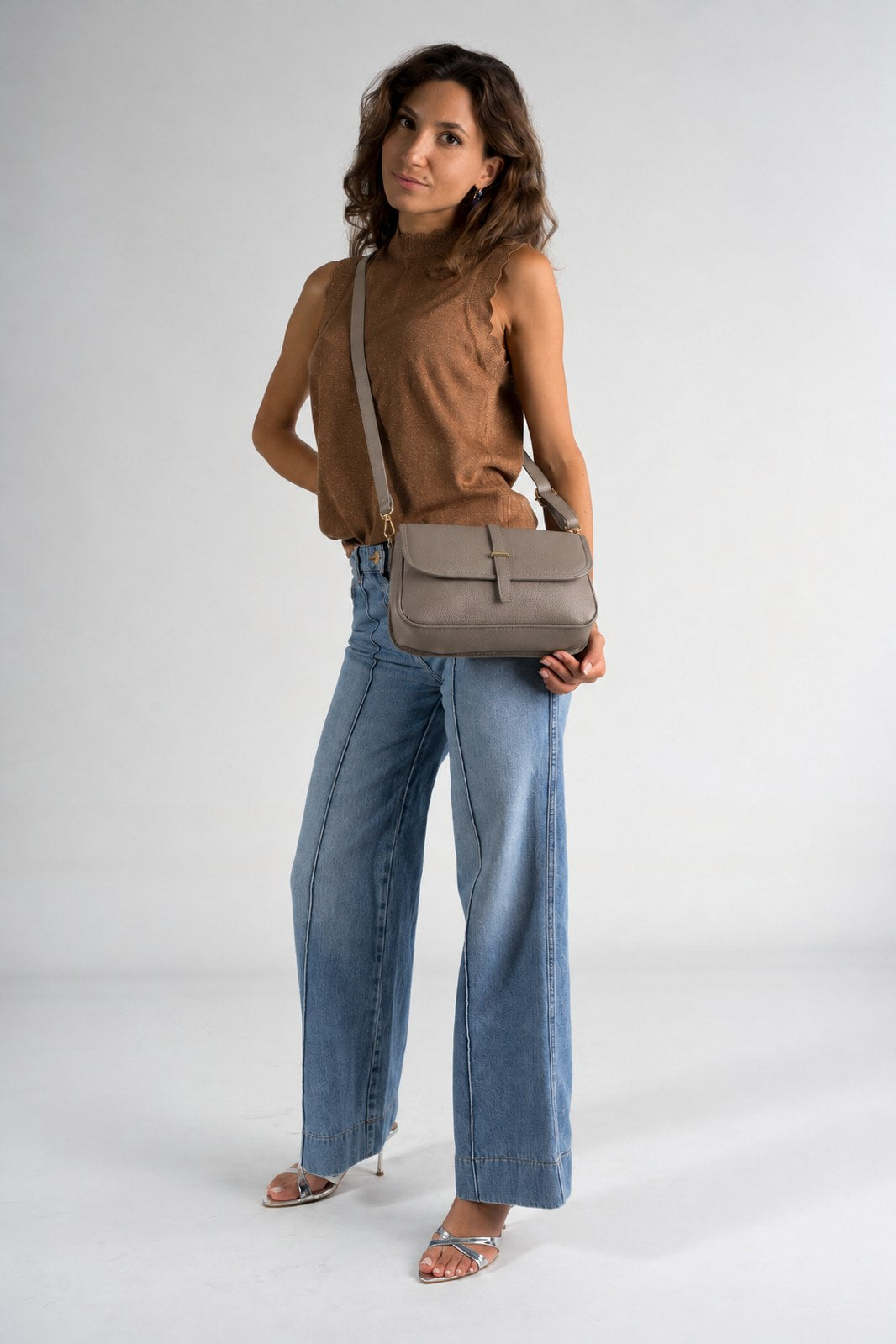 AMALFI Leather Crossbody Bag - Fango