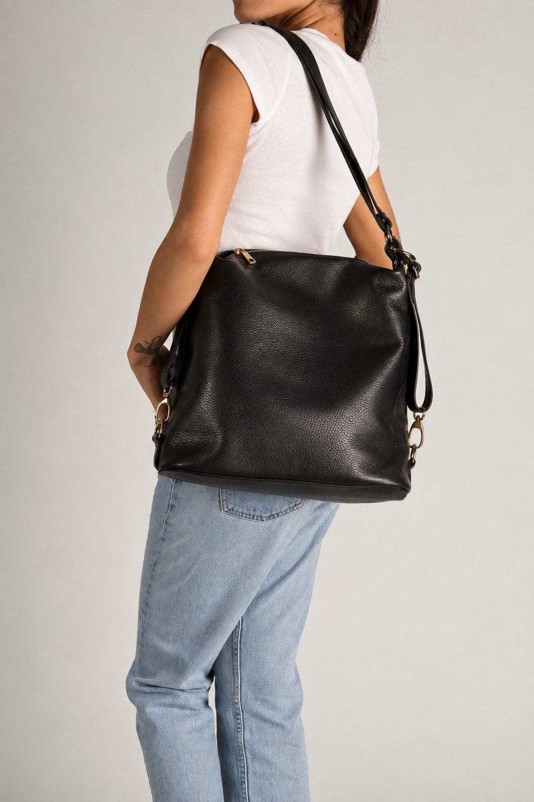 CORDELIA Leather Backpack - Black