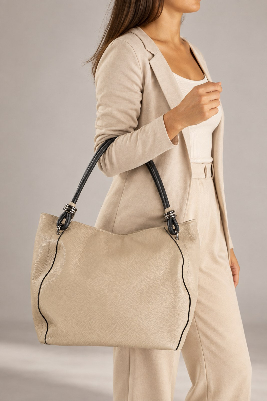 VINNIE Leather Shoulder Bag - Taupe