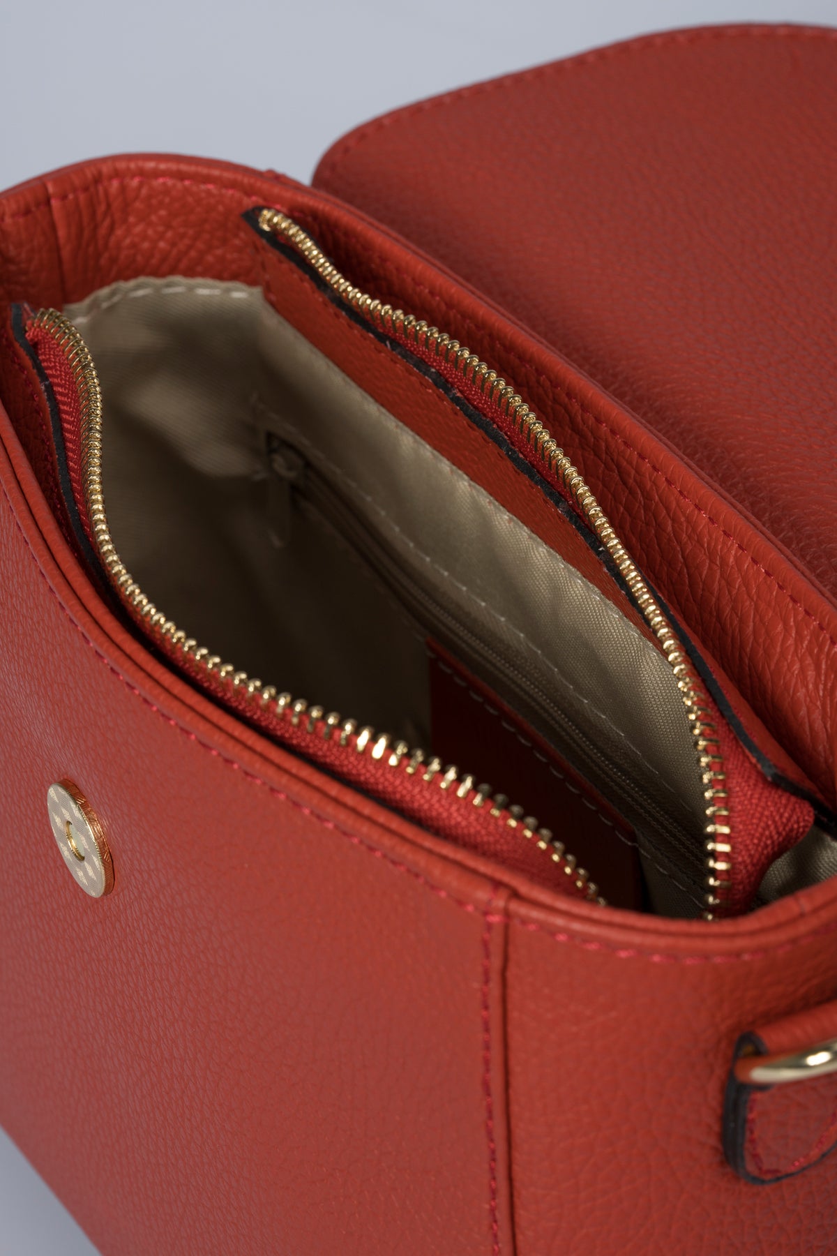 ADORE Leather Crossbody Bag - Mattone