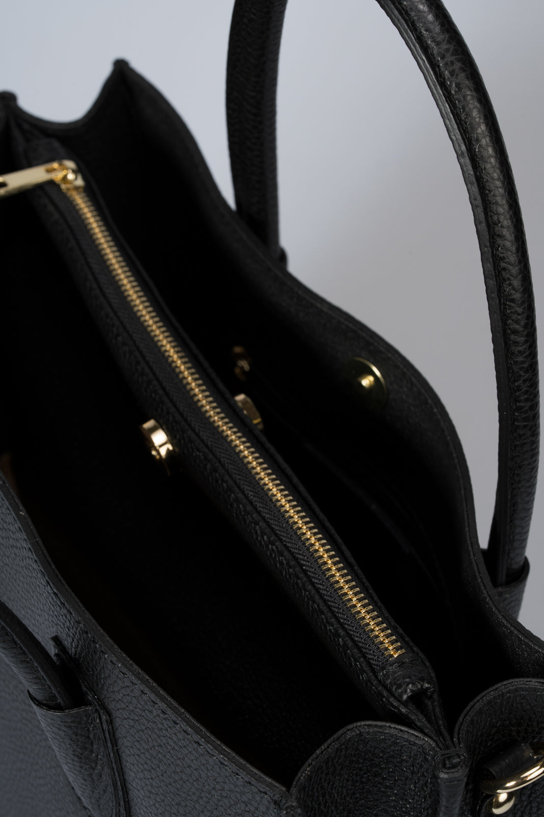 VANDA Leather Top Handle Bag - Black