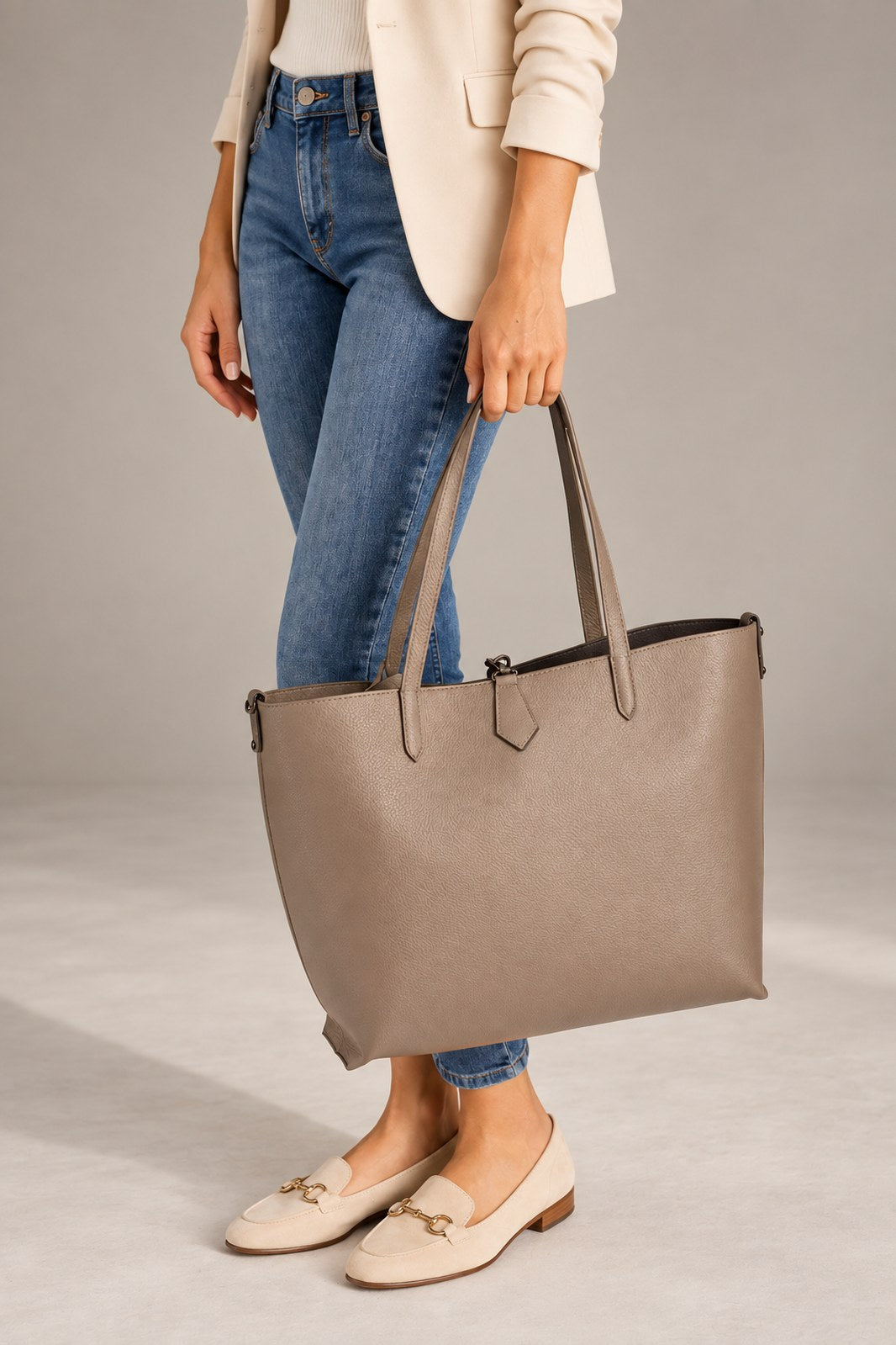 NIOBE Leather Tote Bag - Taupe