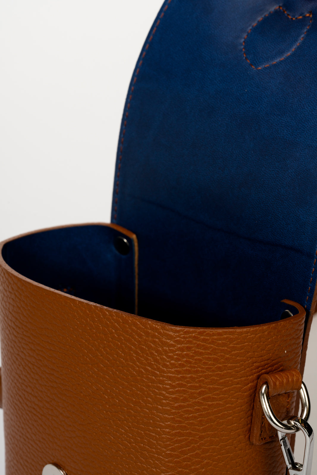 Leather Crossbody Bag 4362 - Cuoio