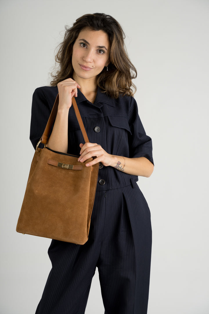 TERRY Leather Shoulder Bag - Cognac