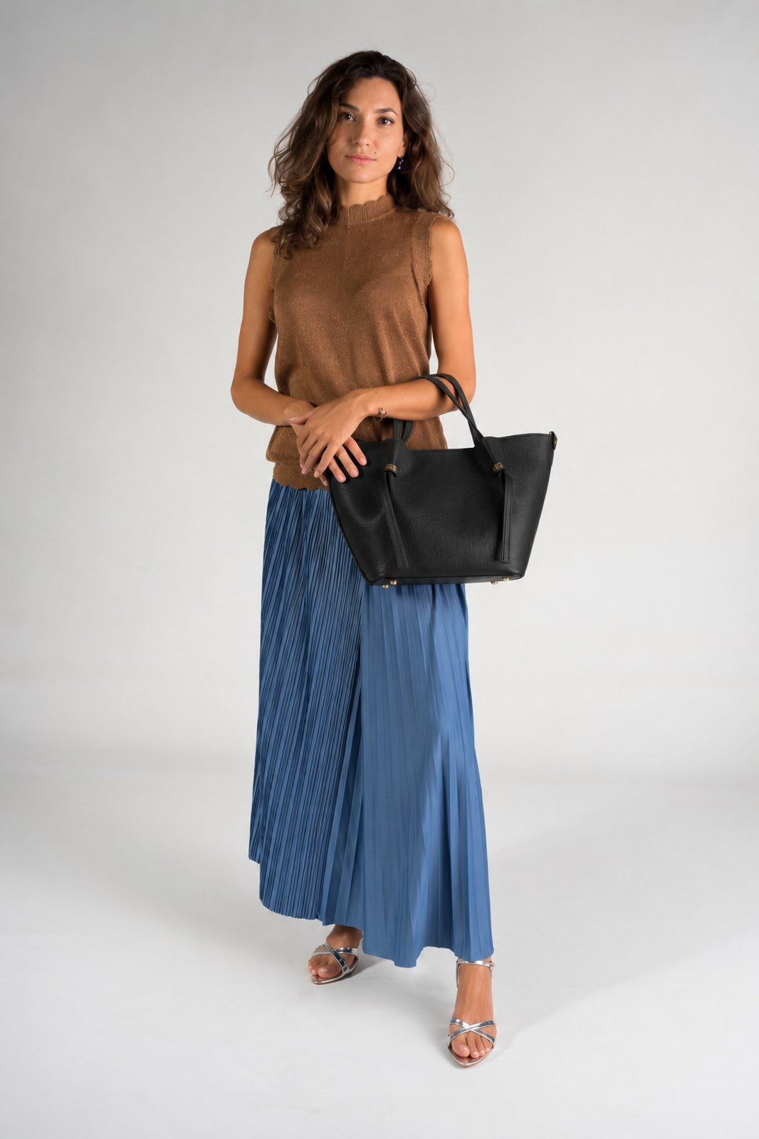 GIADA Leather Top Handle Bag - Black