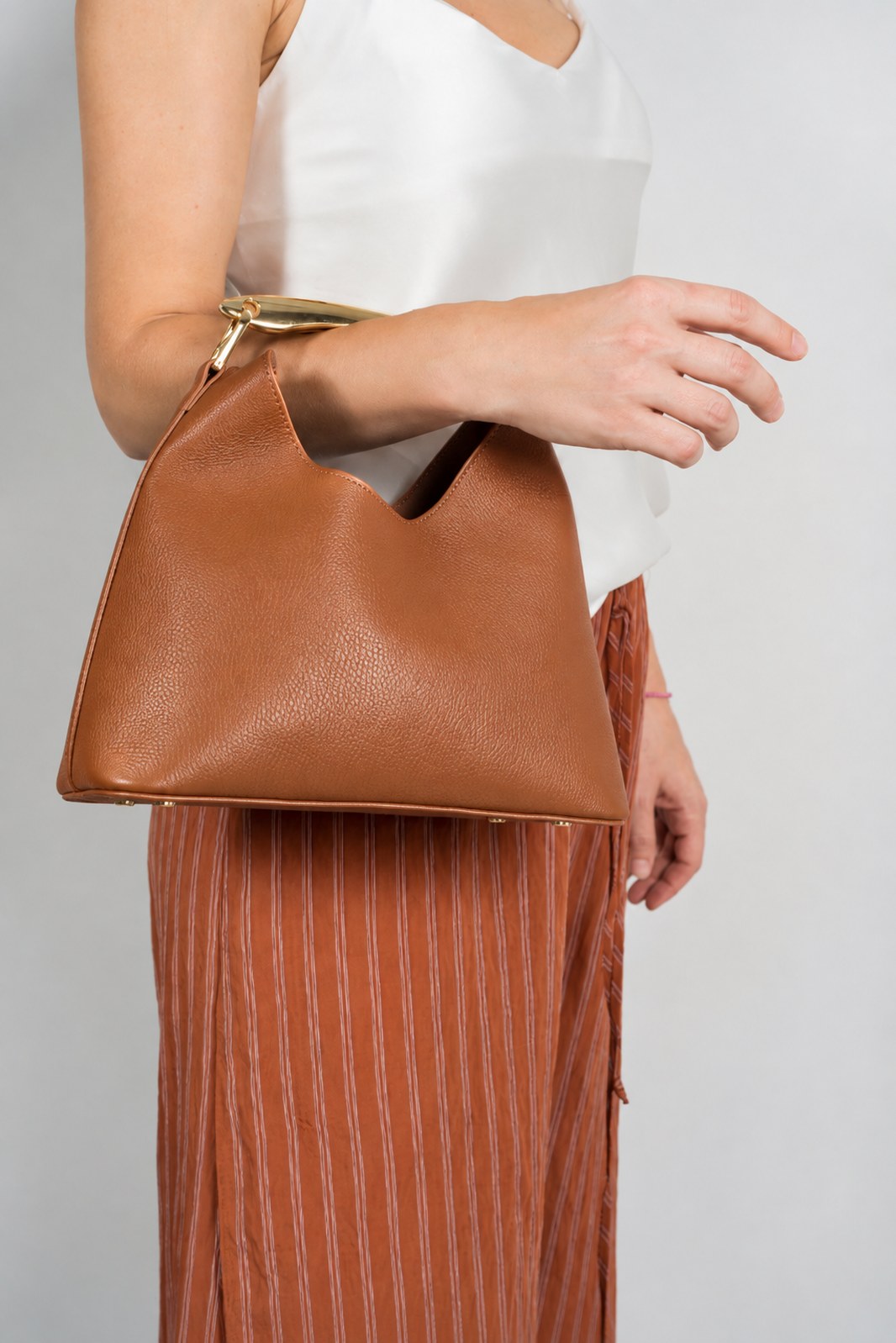 AGNES Leather Top Handle Bag - Cognac