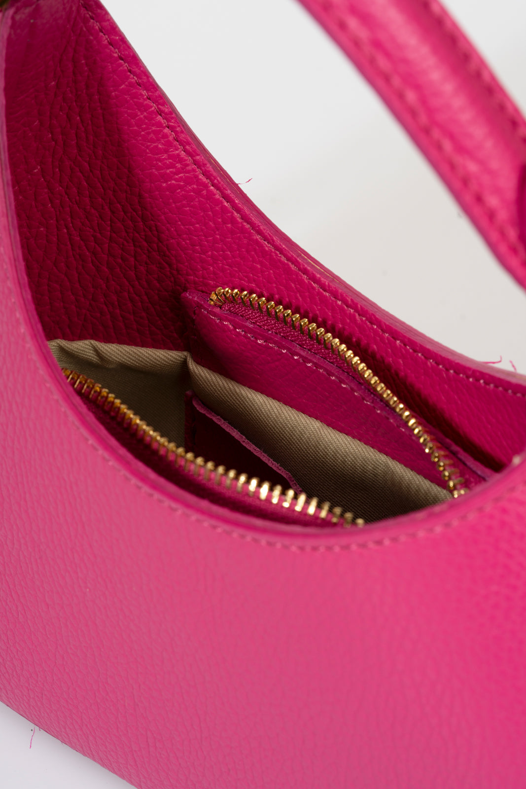 NEVIA Leather Shoulder Bag - Fuxia