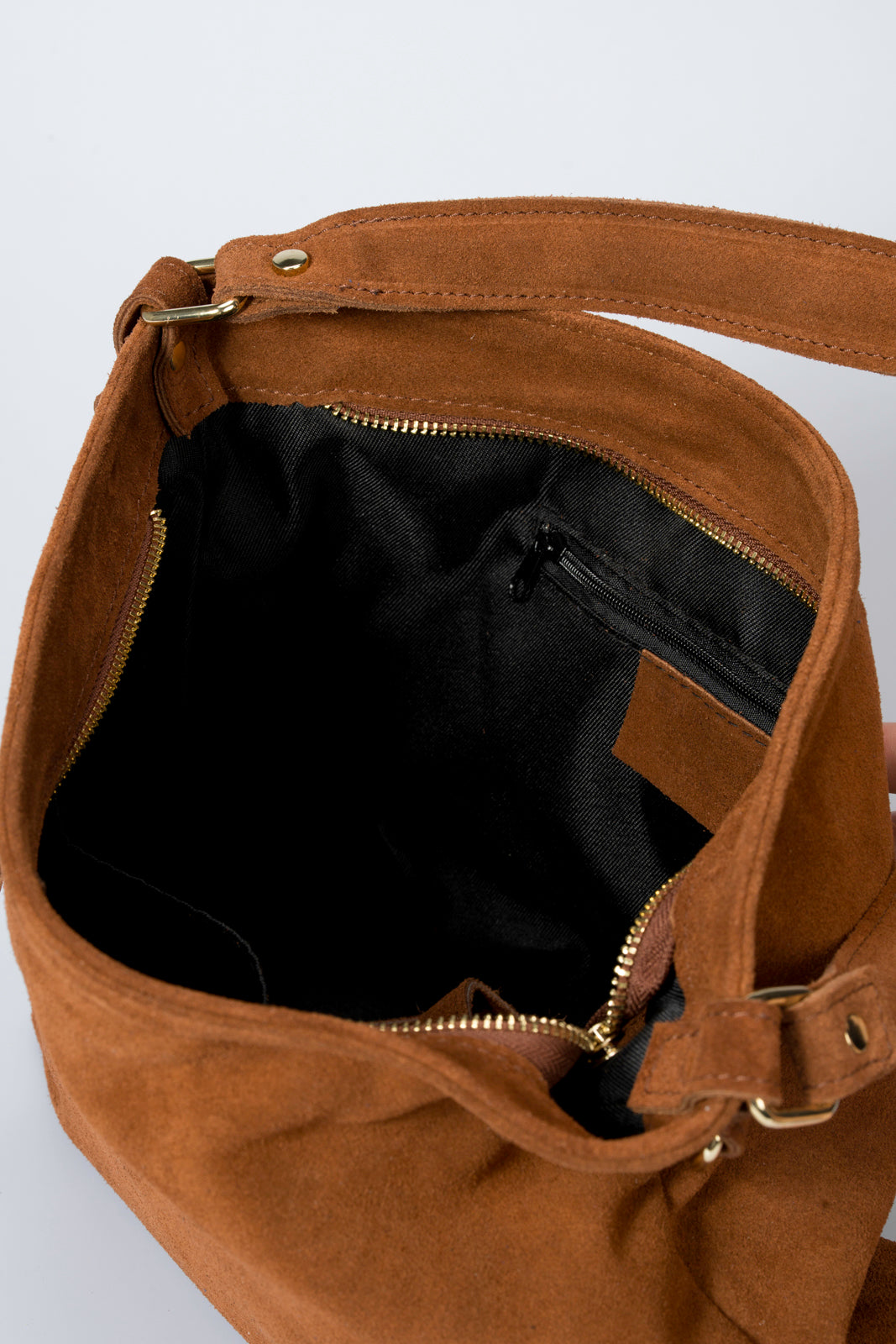 LEONIE Leather Shoulder Bag - Cognac