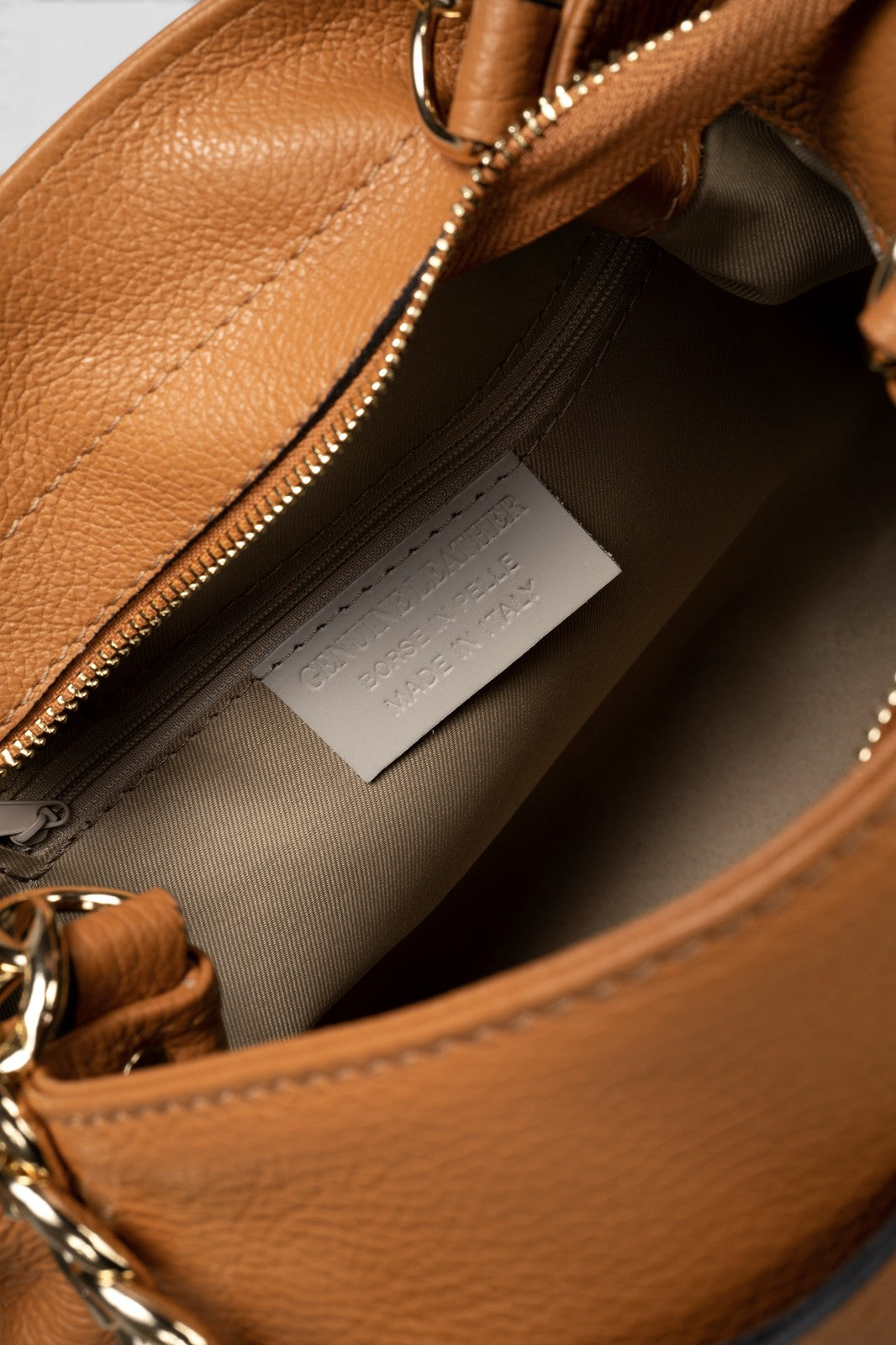 HELEN Leather Shoulder Bag - Cuoio