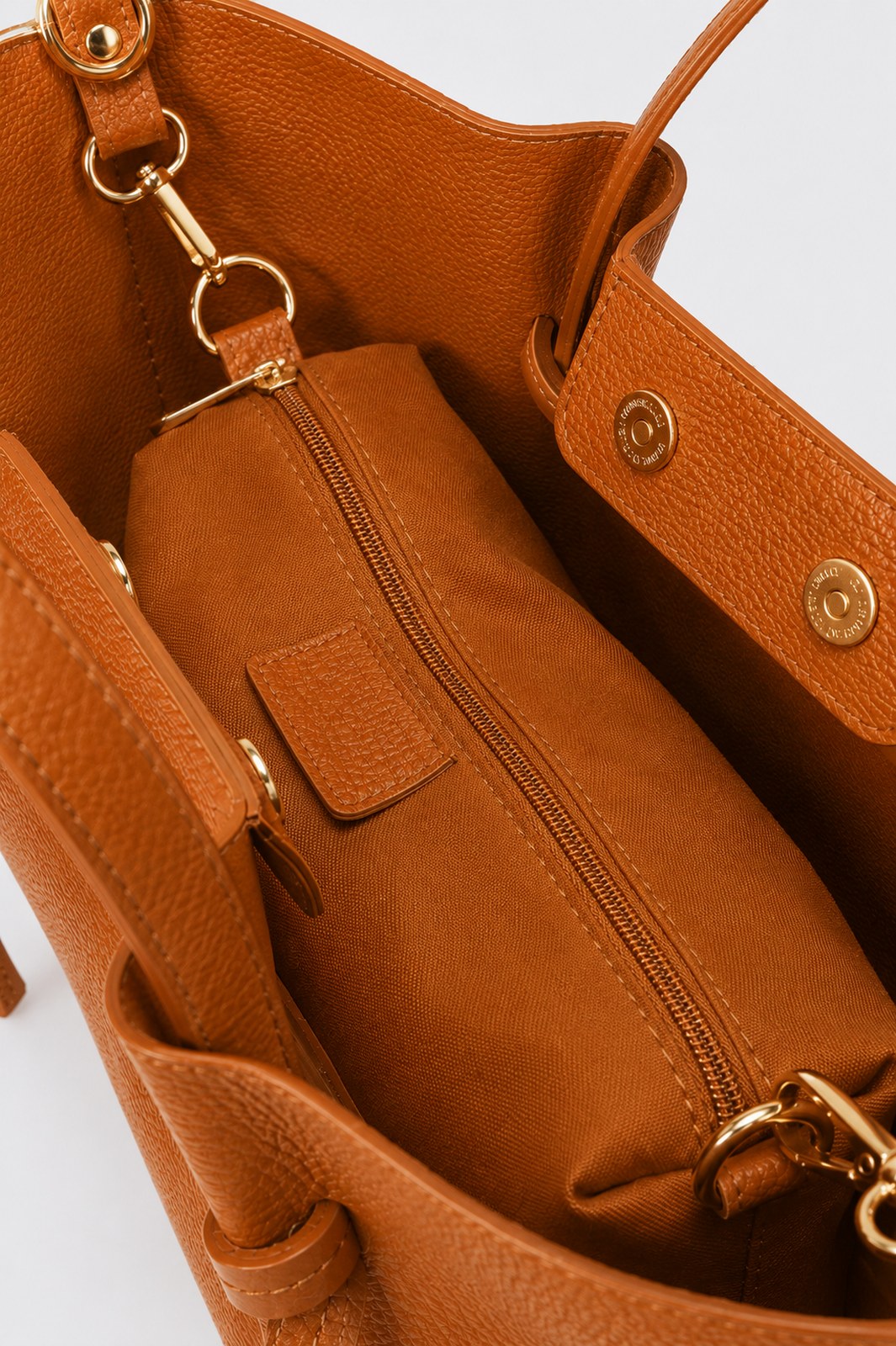 GIADA Leather Top Handle Bag - Cognac